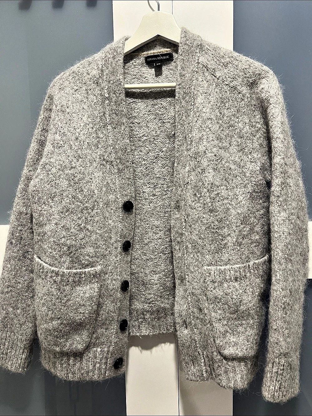 Banana Republic Gray Cardigan Size Small Like New